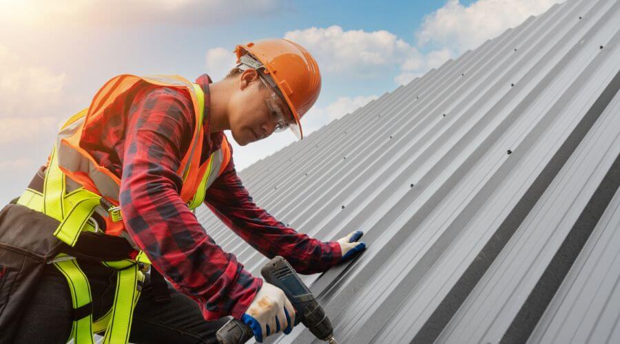 Professional Emergency Roof Repairs services in Mount Carbon, WV